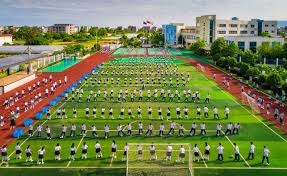 顶级的管理层，仅用一个杜兰特，换来了19个选秀权，这队赚麻了！